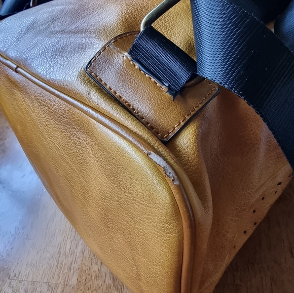 Woven Zippered Vintage Backpack With Cut-Outs - Picture 12 of 12